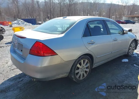 2007 Honda Accord 3.0 Ex from USA, damaged, VIN 1HGCM665X7A083627